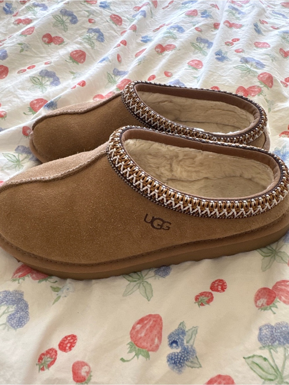 UGG Tan Sheepskin-Lined Slip-On - Interior Label View